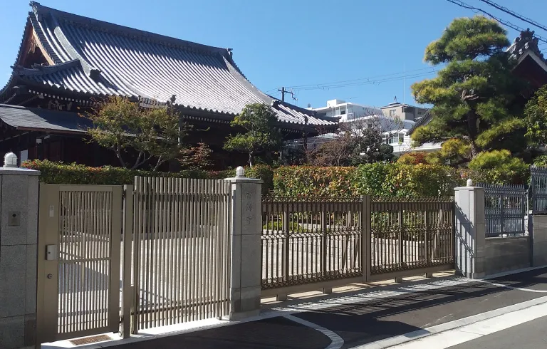 北側駐車場