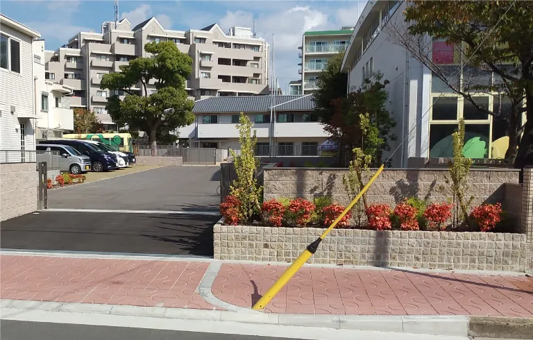 南側駐車場