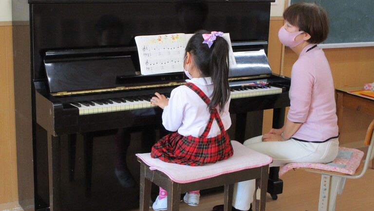 ピアノ